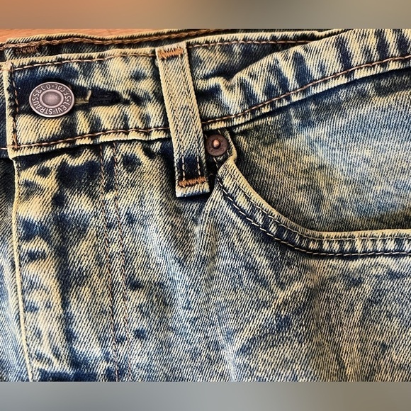 Levi’s Waterless Deconstructed Repurposed Denim Mini Yellow Acid Wash Sz M - Picture 3 of 10